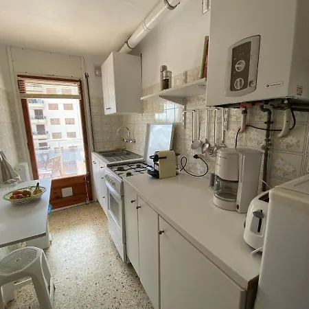 Apartment Immo Badia Front 28 Roses